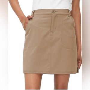 NWT Tilley Women's Trek Stretch Water Resistant Skort Tan Size L